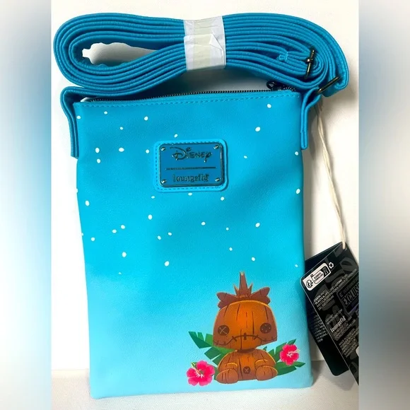 Loungefly - Disney Stitch Tiki Passport Bag - Entertainment Earth Exclusive NWT - Picture 2 of 11